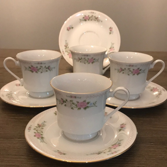 crown ming Other - Crown Ming china bird of paradise floral pattern 4 cups and saucer set euc (a)